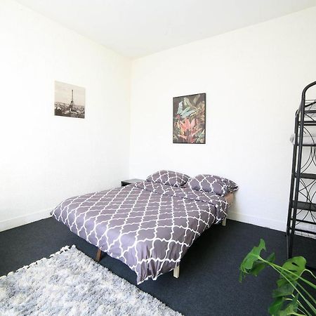 Chambre 1, Calme, 1 Station De Paris, Bureau เมซง-อัลฟอร์ ภายนอก รูปภาพ